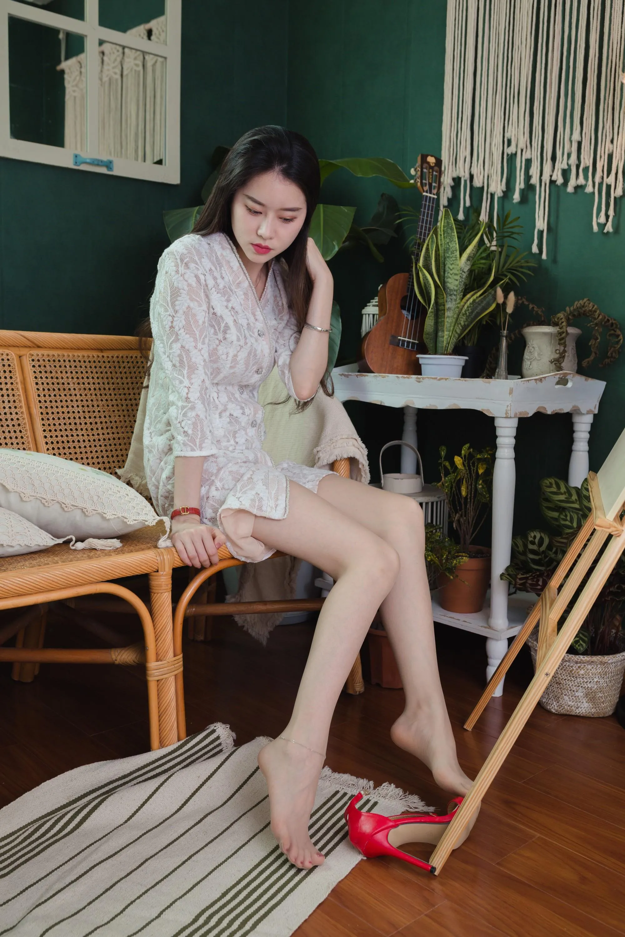 Sia不吃鱼 – NO.008 红色高跟 [139P]插图3